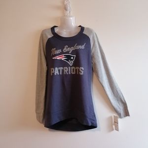 NFL Team Apparel Patriots Sweater Size sm